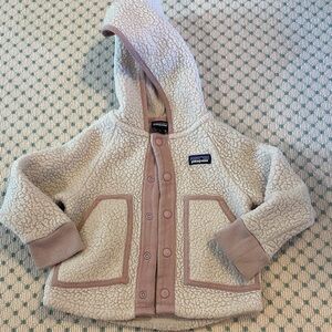 Patagonia lavender girls retro pile fleece Hoodie 2t